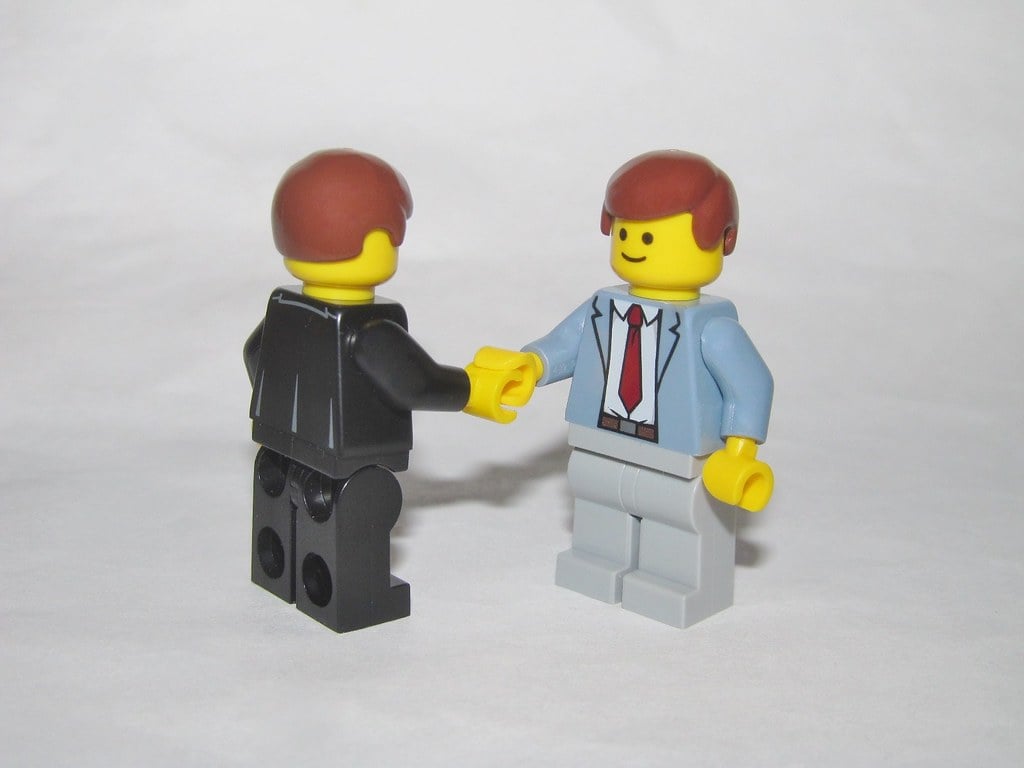 Lego minifigures shaking hands